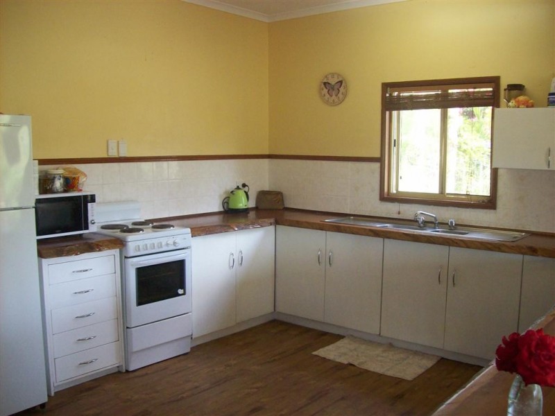 47 Sues Road, Horse Camp QLD 4671