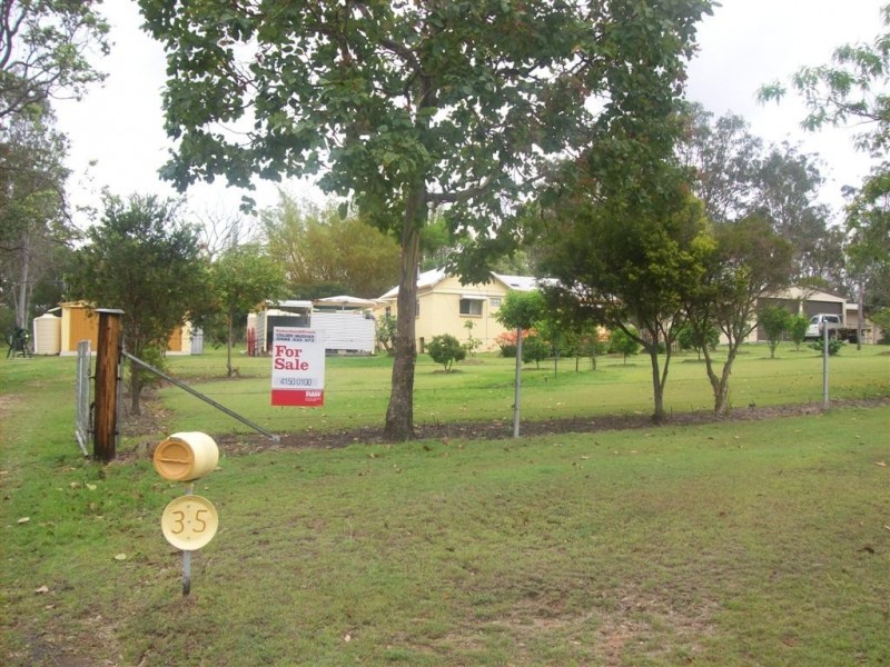 35 Tyndall Street, Apple Tree Creek QLD 4660