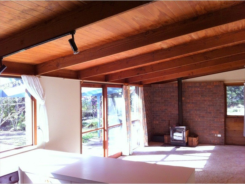 155 Henderson Road, Wentworth Falls NSW 2782