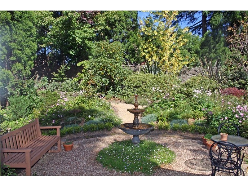 8-12 Eastview Avenue, Leura NSW 2780