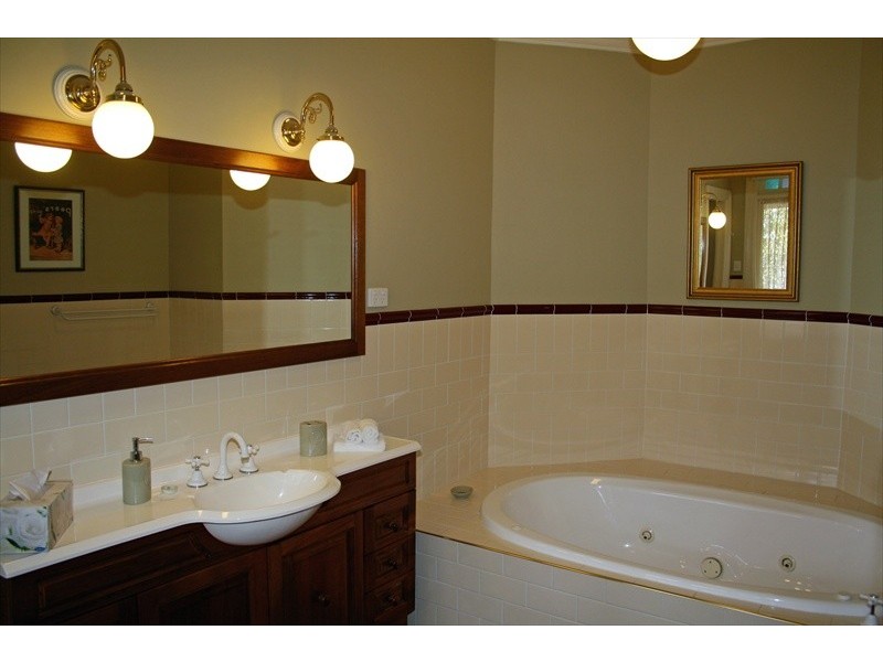 8-12 Eastview Avenue, Leura NSW 2780