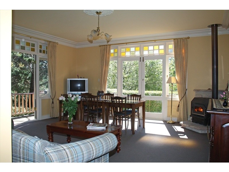 8-12 Eastview Avenue, Leura NSW 2780