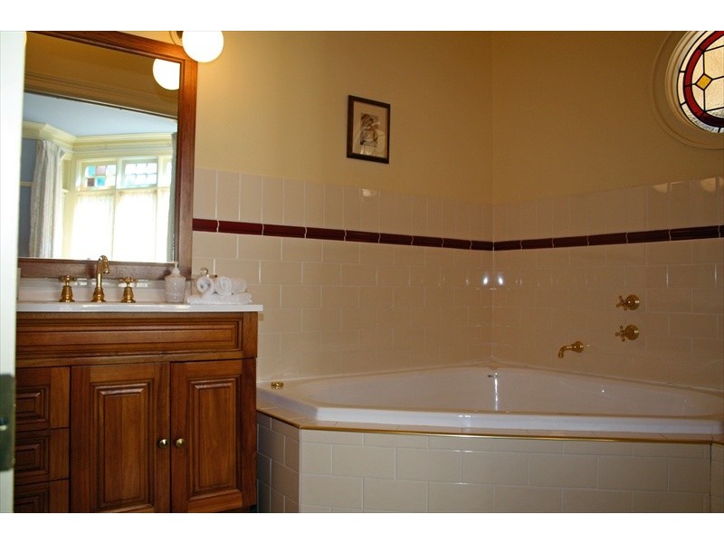 8-12 Eastview Avenue, Leura NSW 2780