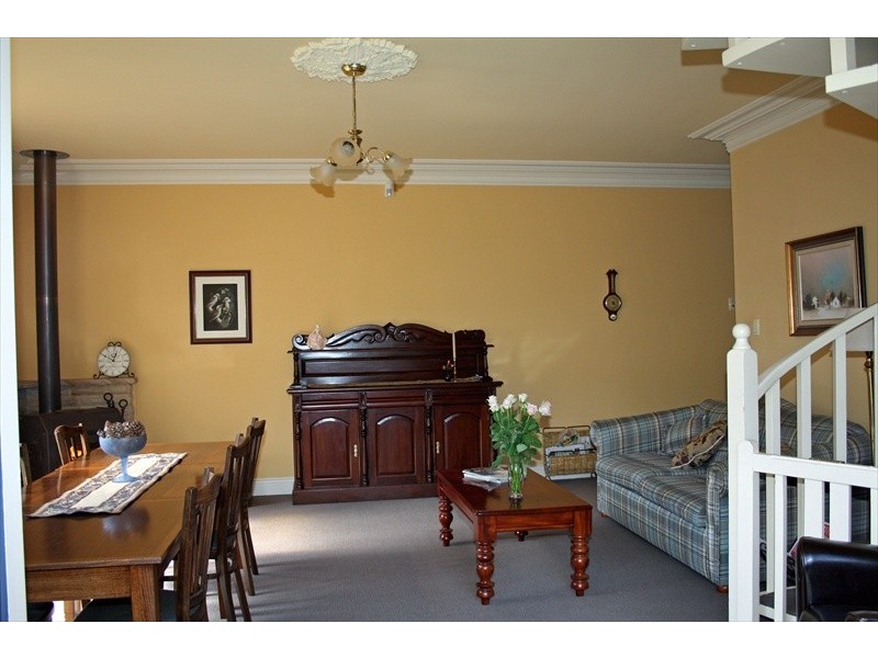 8-12 Eastview Avenue, Leura NSW 2780