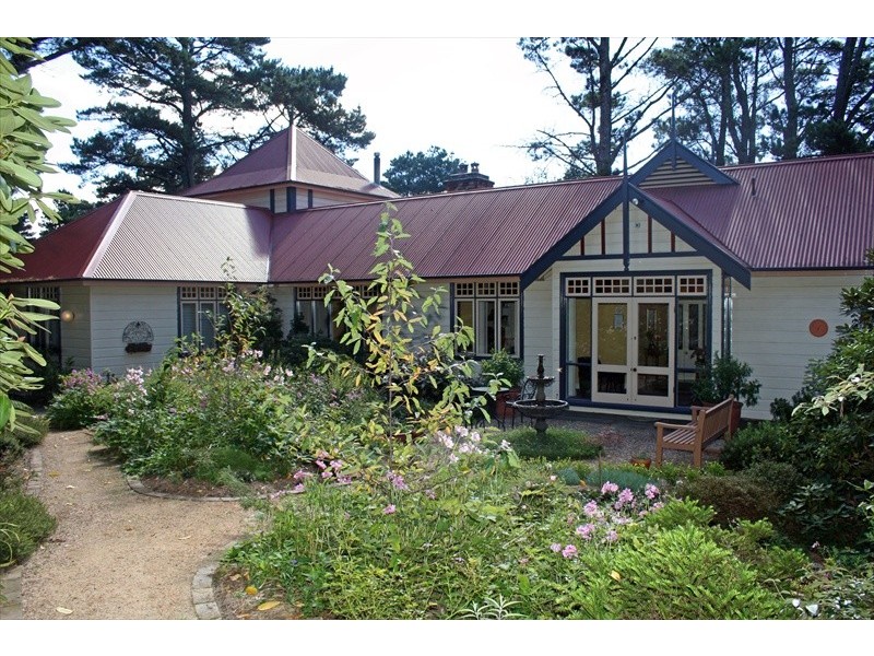 8-12 Eastview Avenue, Leura NSW 2780