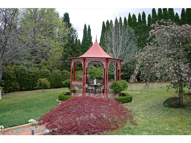 97 Blaxland Road, Wentworth Falls NSW 2782