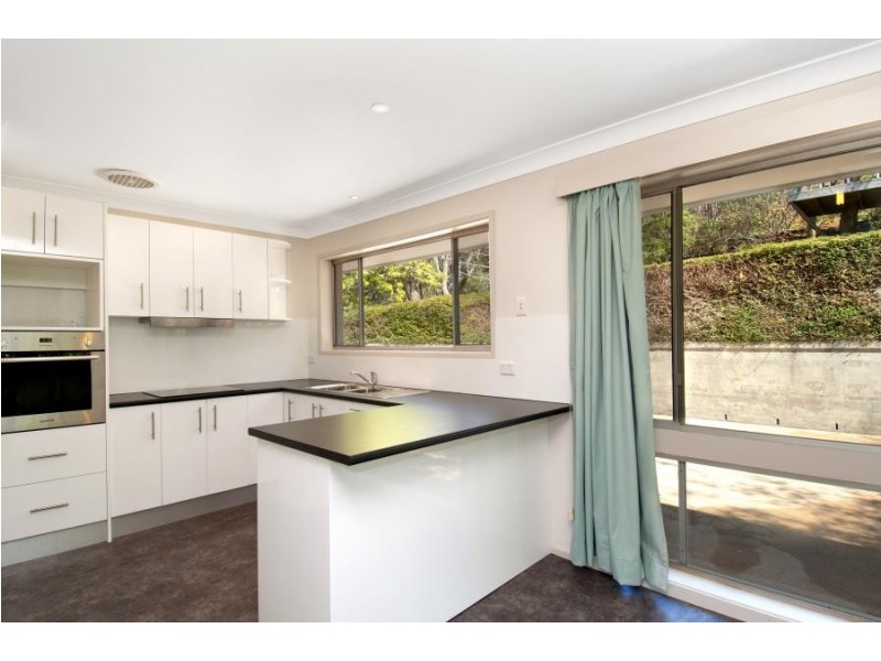 23 Jamieson Street, Wentworth Falls NSW 2782