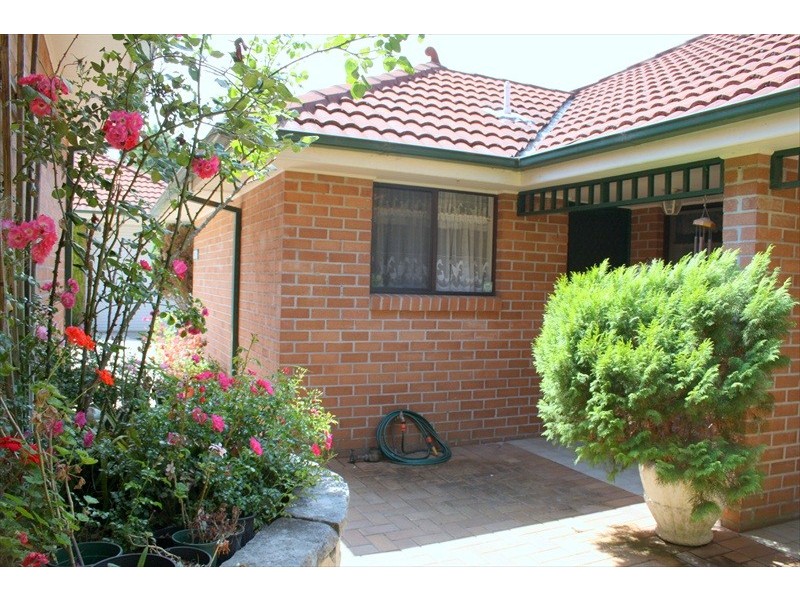 Villa 9 4-8 Hume Avenue, Wentworth Falls NSW 2782