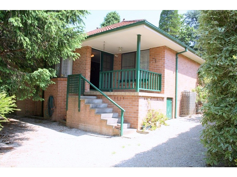 Villa 9 4-8 Hume Avenue, Wentworth Falls NSW 2782