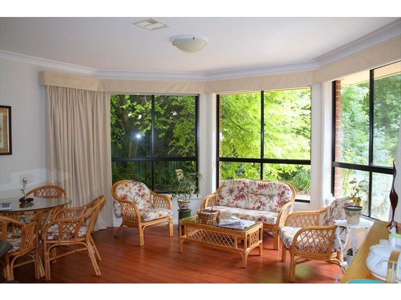 58 Bate Street, Wentworth Falls NSW 2782