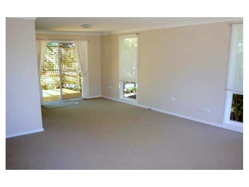 99 Henderson Road, Wentworth Falls NSW 2782