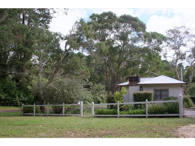 9 Parkes Street, Wentworth Falls NSW 2782