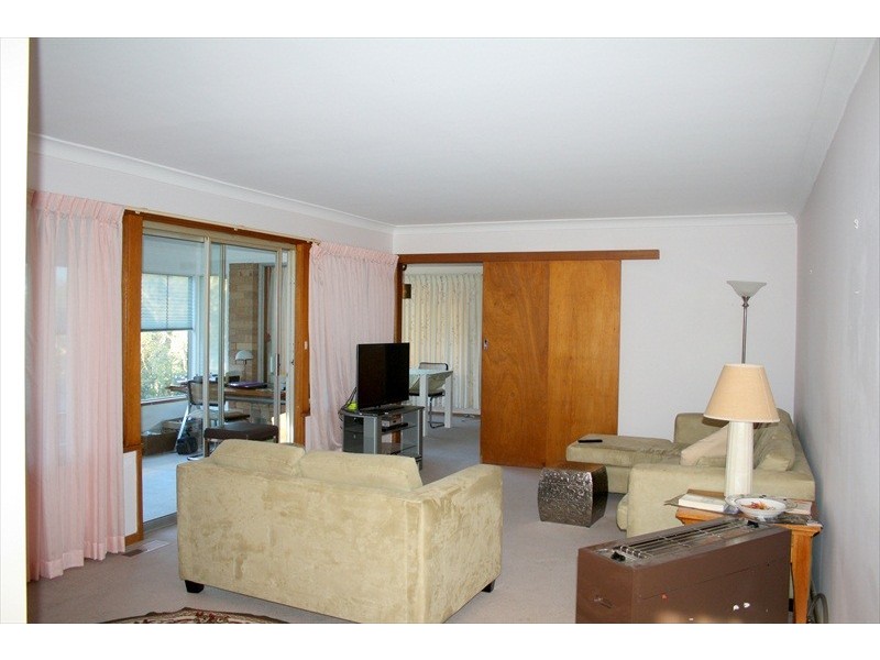 55 McLaughlin  Ave, Wentworth Falls NSW 2782