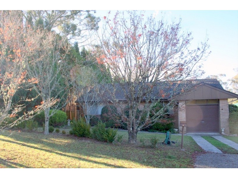 55 McLaughlin  Ave, Wentworth Falls NSW 2782