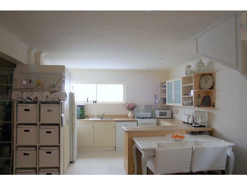 9 St Georges Parade, Wentworth Falls NSW 2782