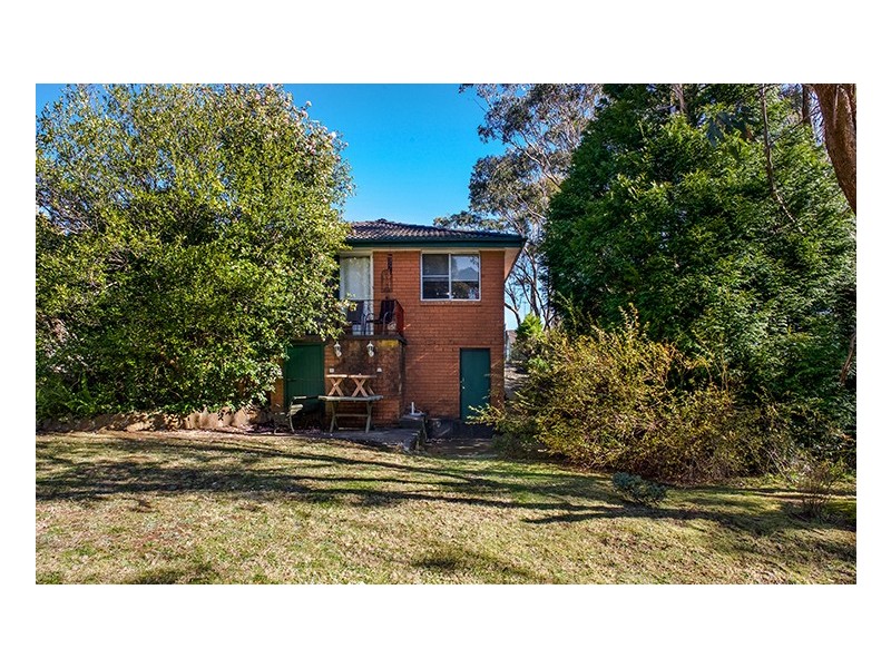 45 Edward Pde, Wentworth Falls NSW 2782
