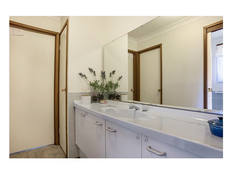 20 Maple Grove, Wentworth Falls NSW 2782