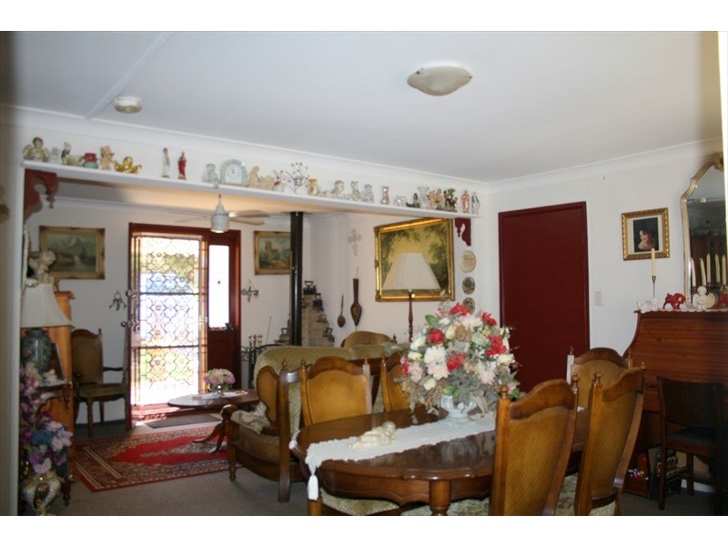 103 Henderson Road, Wentworth Falls NSW 2782