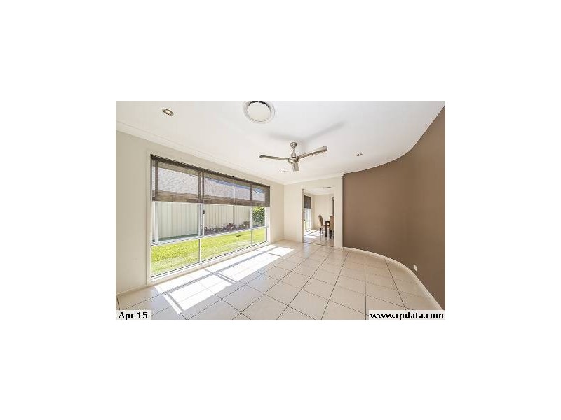 7 Oriele Close, Banksia Beach QLD 4507