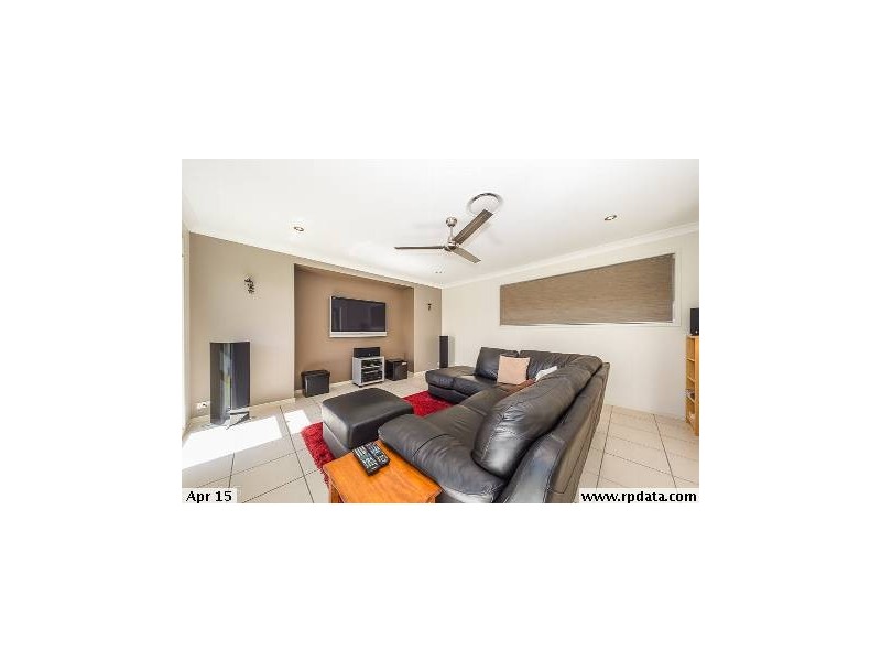 7 Oriele Close, Banksia Beach QLD 4507