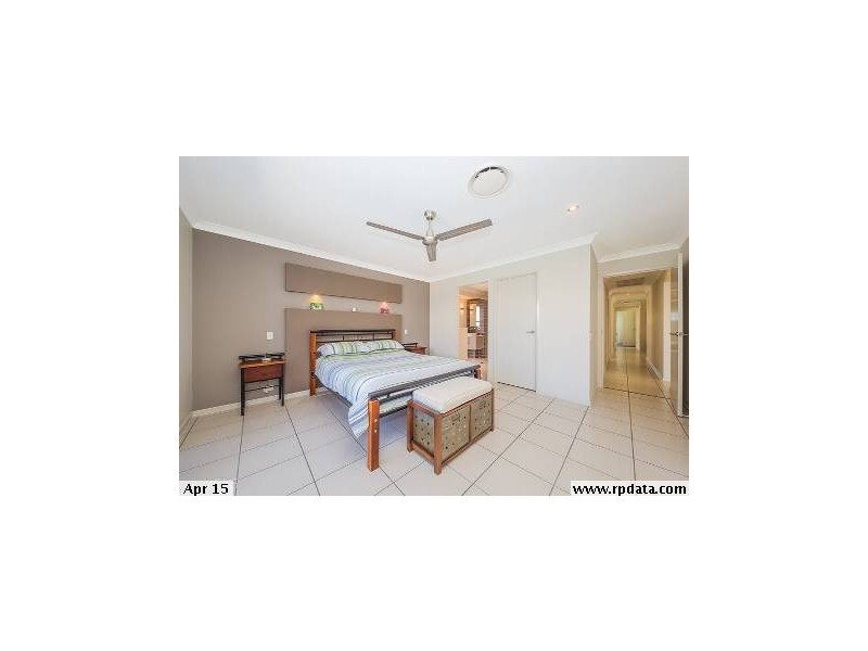 7 Oriele Close, Banksia Beach QLD 4507