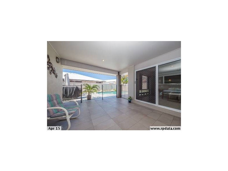 7 Oriele Close, Banksia Beach QLD 4507