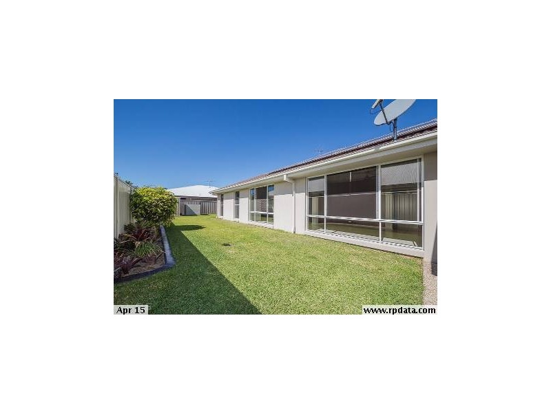 7 Oriele Close, Banksia Beach QLD 4507