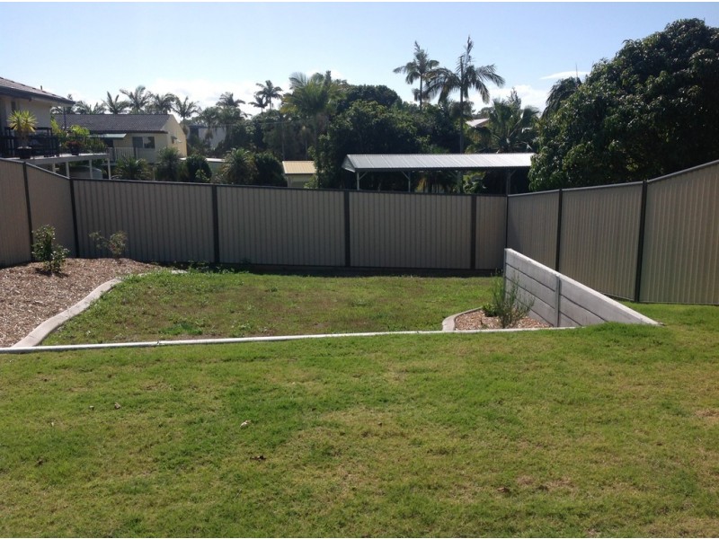 1/3 Third Avenue, Bongaree QLD 4507
