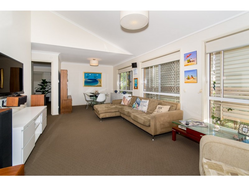 1 Woods Court, Woorim QLD 4507