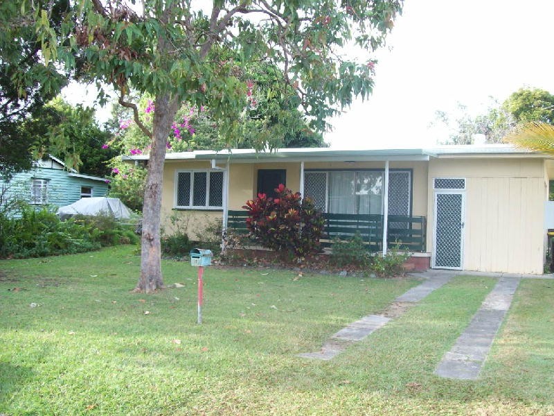 10 Kingfisher Drive, Bribie Island QLD 4507