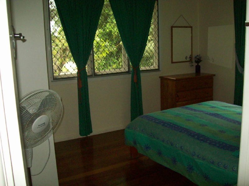 10 Kingfisher Drive, Bribie Island QLD 4507