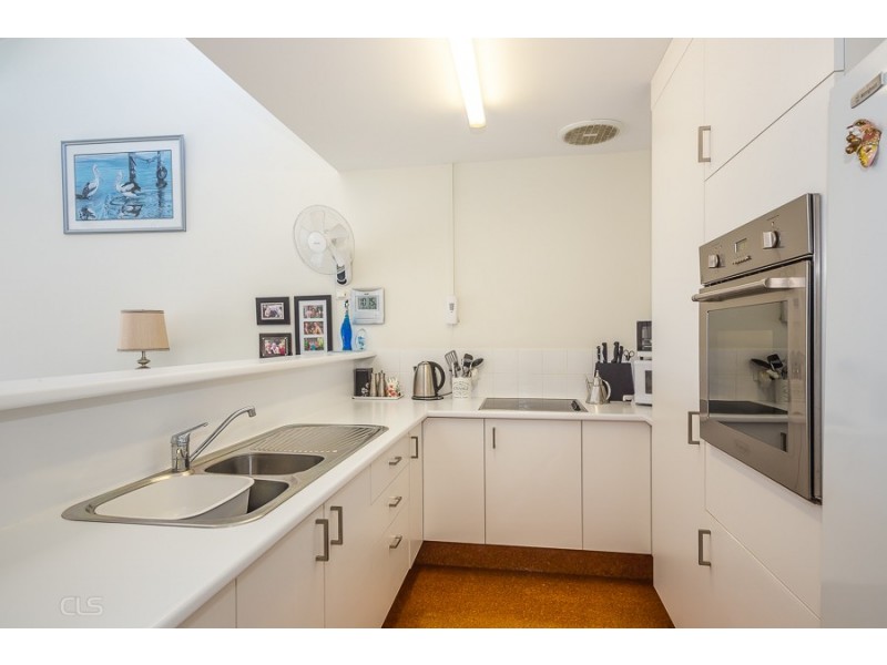22B/10 Spinnaker Drive, Sandstone Point QLD 4511