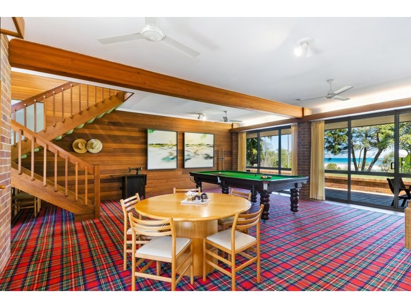 9 The Boulevarde, Bongaree QLD 4507