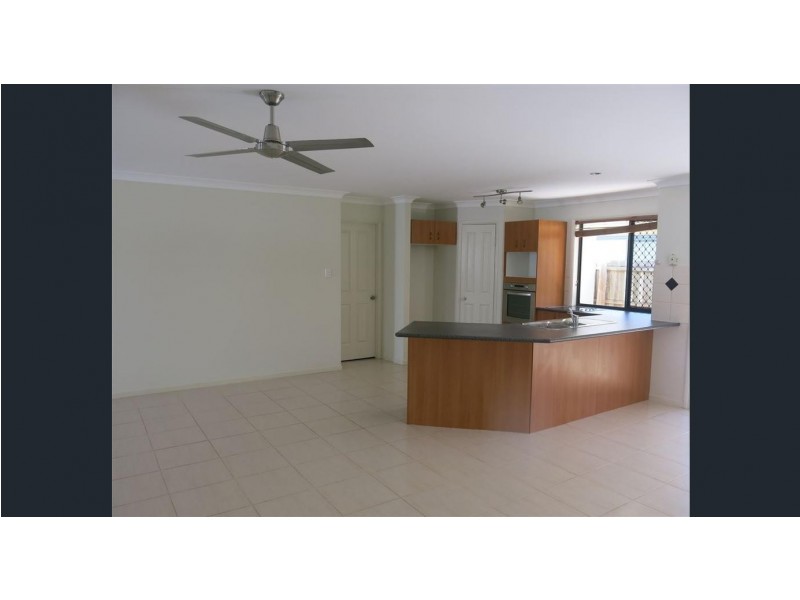 Sandstone Point QLD 4511