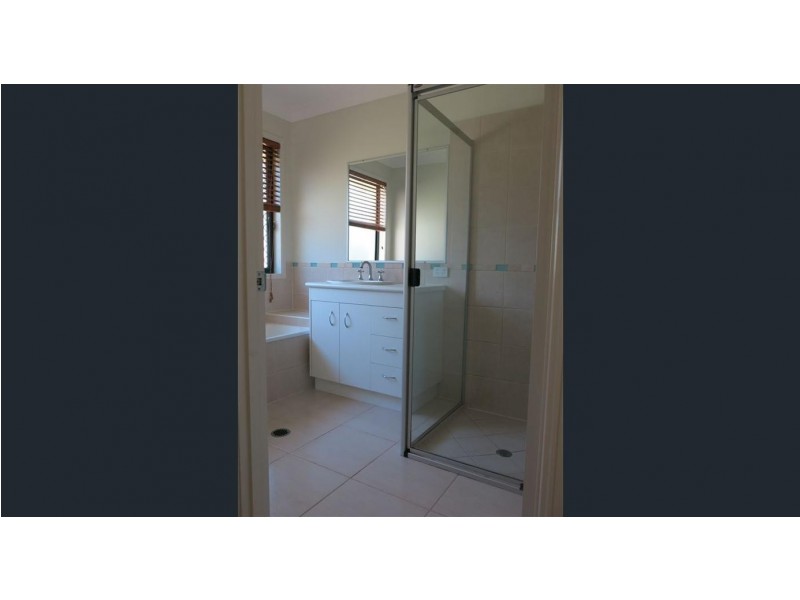 Sandstone Point QLD 4511