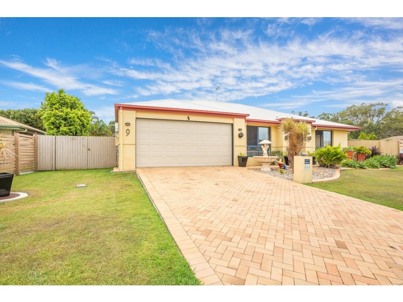 9 Cronulla Place, Sandstone Point QLD 4511