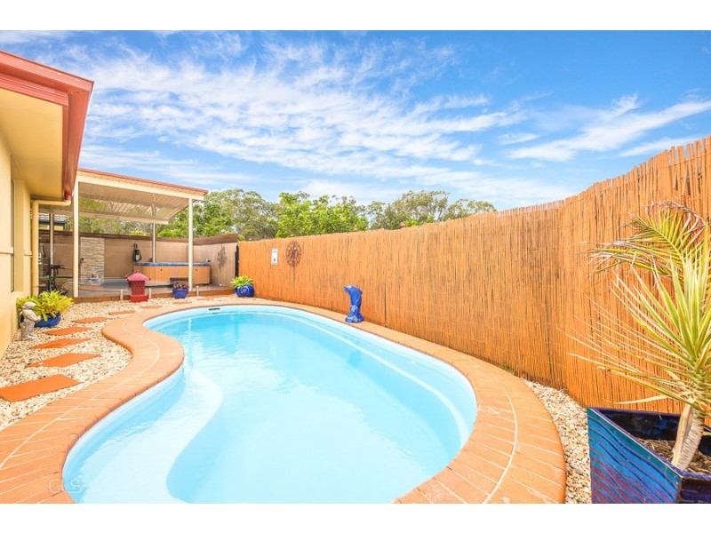 9 Cronulla Place, Sandstone Point QLD 4511