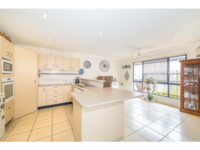 9 Cronulla Place, Sandstone Point QLD 4511