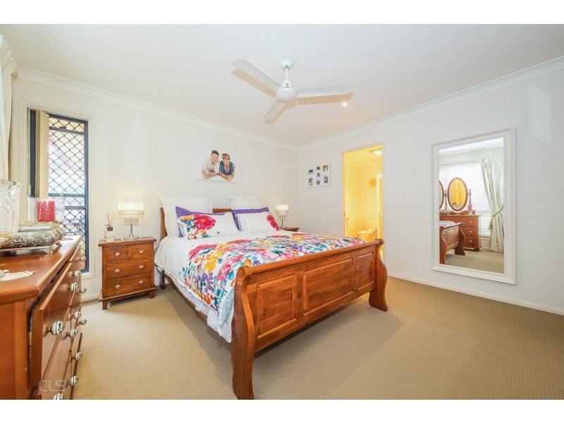 9 Cronulla Place, Sandstone Point QLD 4511