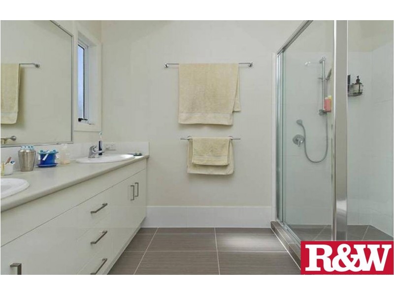 1 Blueberry Street, Banksia Beach QLD 4507