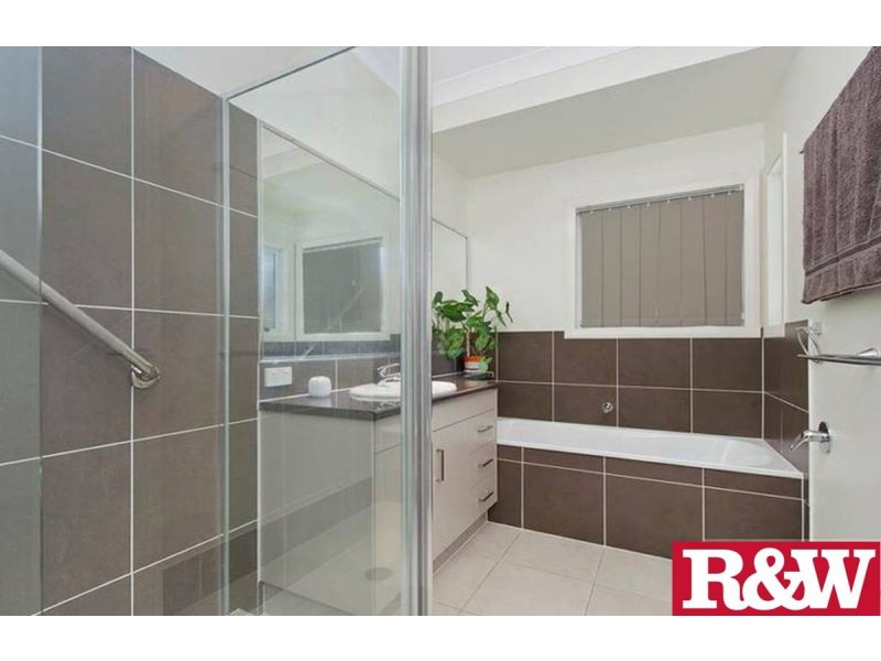 1 Blueberry Street, Banksia Beach QLD 4507