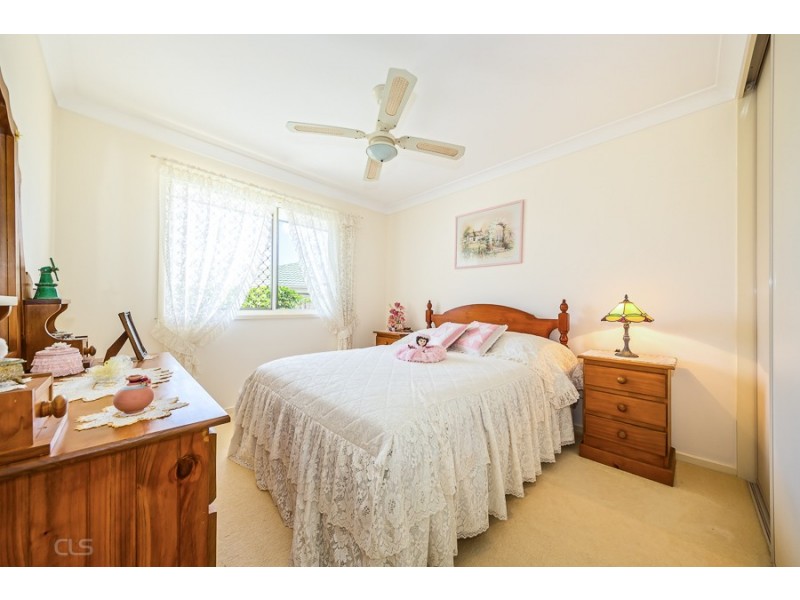 12 Jefferies Place, Sandstone Point QLD 4511