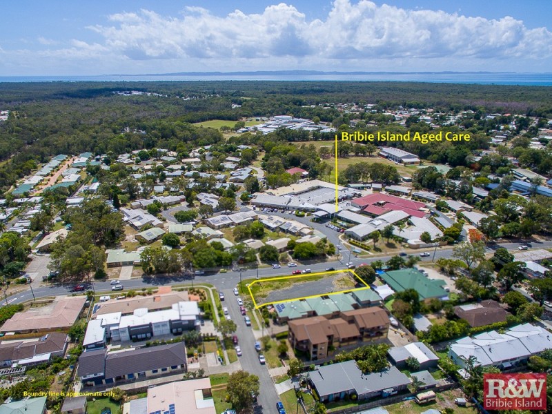 14 Fourth Ave, Bongaree QLD 4507