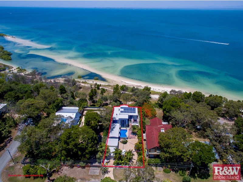 7 The Boulevarde, Bongaree QLD 4507