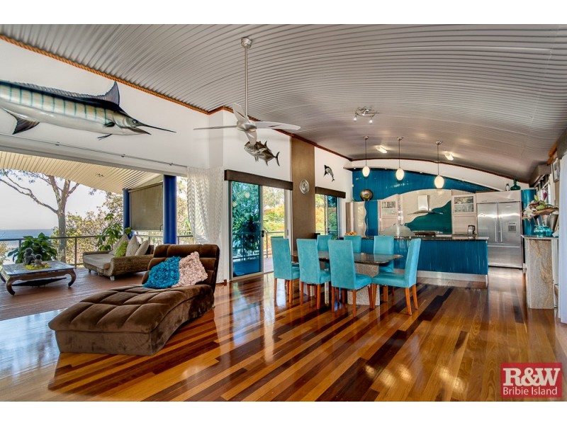 7 The Boulevarde, Bongaree QLD 4507