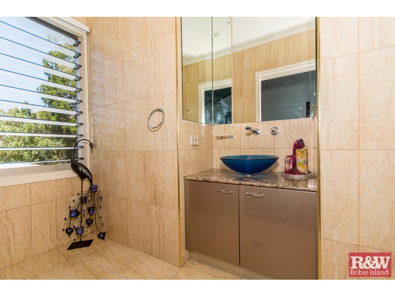 7 The Boulevarde, Bongaree QLD 4507