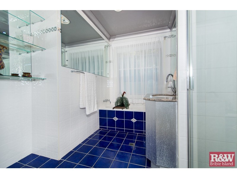 7 The Boulevarde, Bongaree QLD 4507