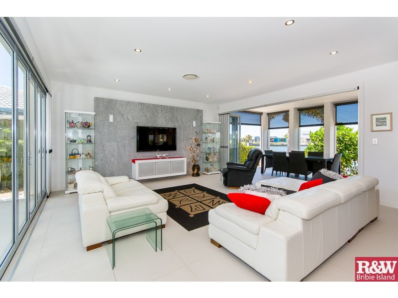 58 Cosmos Avenue, Banksia Beach QLD 4507