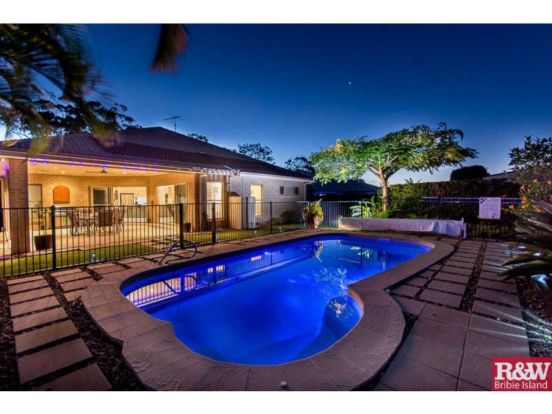 32 Kooringal Way, Sandstone Point QLD 4511