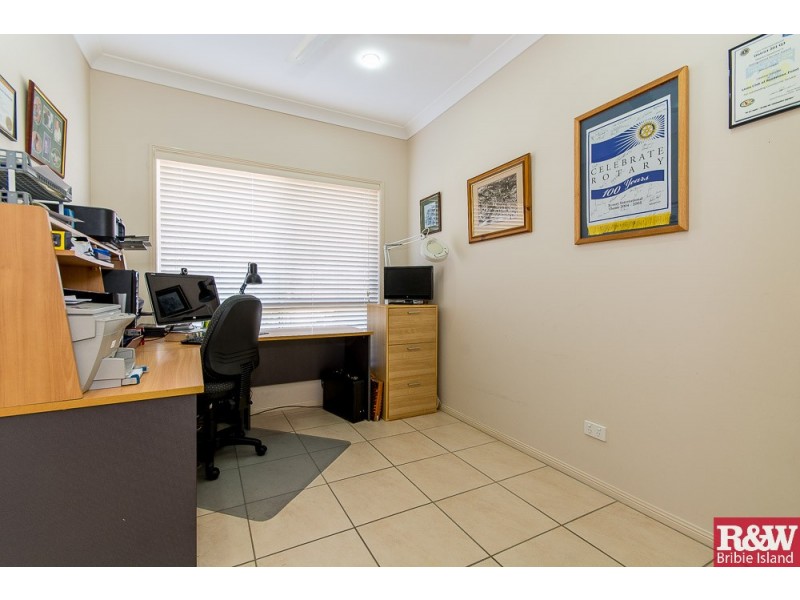 32 Kooringal Way, Sandstone Point QLD 4511